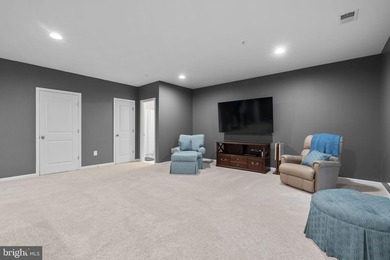 Stunning Craftsman-style residence built in 2017, offering 4 - photo 48