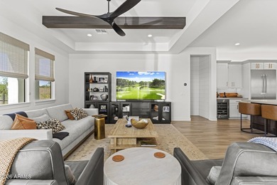 SOLD FURNISHED. On the golf course. Lake view. Mountain view - photo 10