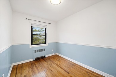 Welcome to this beautifully maintained 2-bedroom upper garden - photo 14