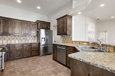 Move in ready home by RJ Wachsman with fresh interior paint - photo 7