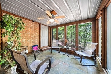 Enjoy Lake Ouachita living from this furnished 1,867+/- sq ft - photo 28