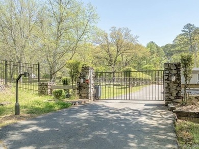 Enjoy Lake Ouachita living from this furnished 1,867+/- sq ft - photo 49