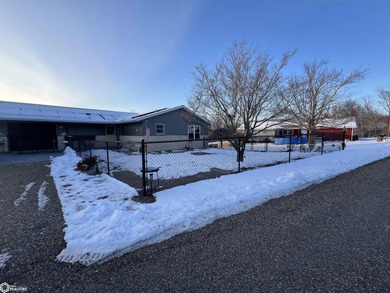 Mississippi River - Henderson County Home For Sale in Hamilton Illinois