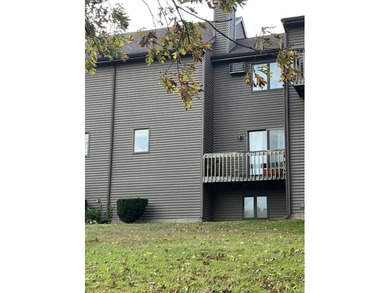 Beautiful Twin Oaks Condo community is in a quiet and beautiful