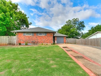 Newer HVAC and Water heater! Chickens allowed and Attwoods is 5 - photo 2