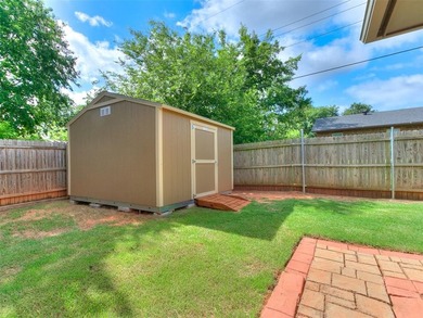 Newer HVAC and Water heater! Chickens allowed and Attwoods is 5 - photo 9