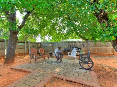 Newer HVAC and Water heater! Chickens allowed and Attwoods is 5 - photo 10