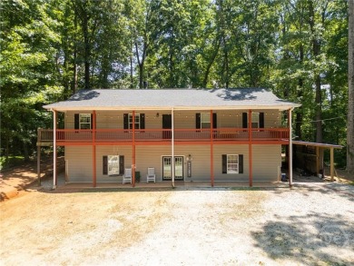 Lake Home For Sale in Lavonia, Georgia
