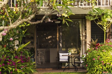 Laid back luxury and an exceptional location! This beautifully - photo 14