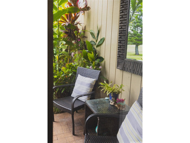 Laid back luxury and an exceptional location! This beautifully - photo 16