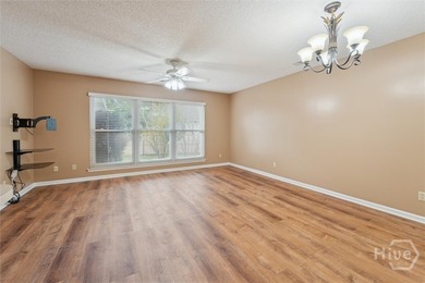 Welcome home to this beautifully maintained 4-bedroom, 2-bath - photo 17