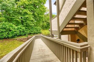 Condo Living at it's best! Open and flowing 2 Bedroom, 2 Bath - photo 22