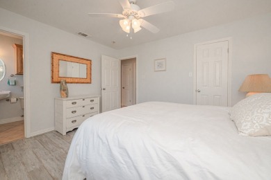 Located in the super popular South Rockport area just a few - photo 32
