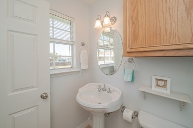 Located in the super popular South Rockport area just a few - photo 34