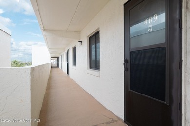 SELLER MOTIVATED!! LIVING THE DREAM! GATED WATERFRONT CONDO - photo 34