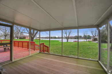 Water Front on the Main Lake! - photo 21