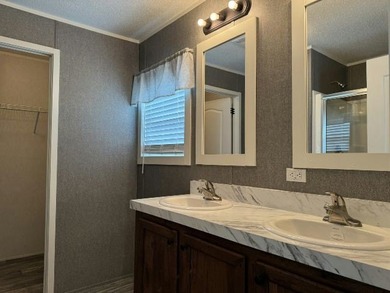 We are putting the final touches on this 3 bedroom, 2 bathroom - photo 10