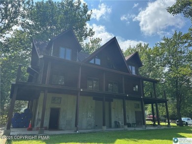 Lake Home For Sale in Mount Bethel, Pennsylvania