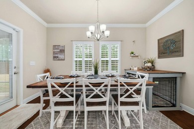 Beautiful home surrounded by nature and tucked away from it all - photo 14
