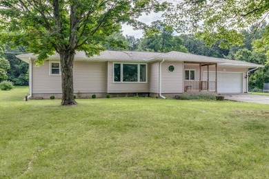 Harper Creek Schools. Don't miss this wonderful 3 bedroom 2 full - photo 1