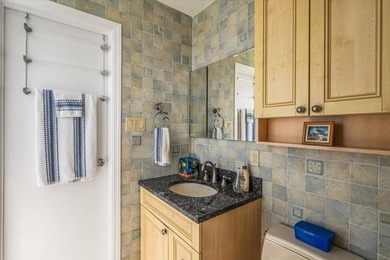 Let this be your next Hampton home! Boasting panoramic views and - photo 22