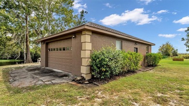 Are you looking for a completely remodeled lakefront home on 5 - photo 23