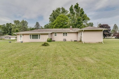 Harper Creek Schools. Don't miss this wonderful 3 bedroom 2 full - photo 4