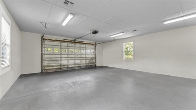 Are you looking for a completely remodeled lakefront home on 5 - photo 25