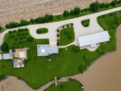 Welcome to a Once-in-a-Lifetime Luxury Country Estate-Where - photo 33