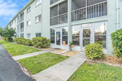 PRICE IMPROVEMENT-Well-maintained and freshly painted - photo 3