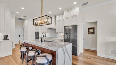 Are you looking for a completely remodeled lakefront home on 5 - photo 50