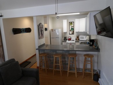 Charming, clean, and well maintained Wildwood Studio, close to - photo 2