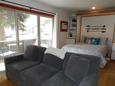 Charming, clean, and well maintained Wildwood Studio, close to - photo 5