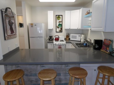 Charming, clean, and well maintained Wildwood Studio, close to - photo 6