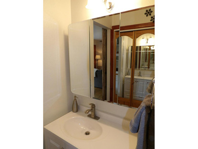 Charming, clean, and well maintained Wildwood Studio, close to - photo 9