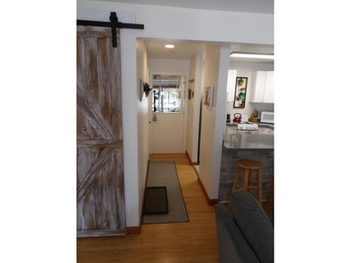 Charming, clean, and well maintained Wildwood Studio, close to - photo 10