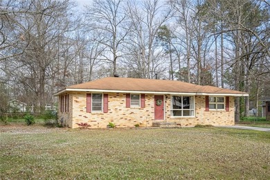 Garden Lakes Home Sale Pending in Rome Georgia