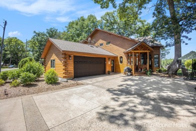 Croton Pond Home For Sale in Newaygo Michigan