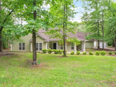Lake Home For Sale in Holly Lake Ranch, Texas