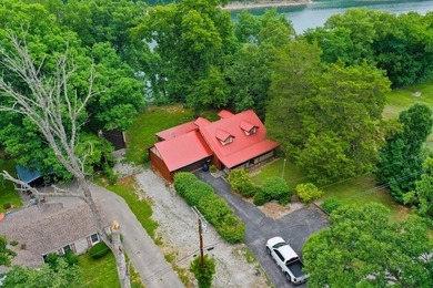 Welcome to this charming 3-bedroom, 2-bath cottage-style home - photo 17