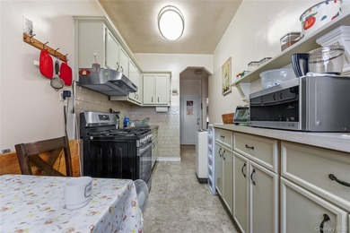 Great opportunity to own a spacious three-family home in the Van - photo 18
