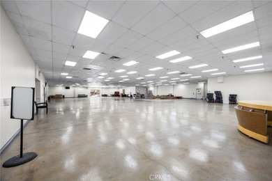 505 S Main Street presents a rare opportunity to acquire a - photo 19