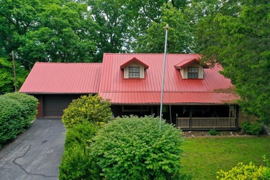 Welcome to this charming 3-bedroom, 2-bath cottage-style home - photo 20