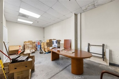 505 S Main Street presents a rare opportunity to acquire a - photo 21