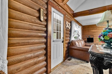 Welcome to this charming 3-bedroom, 2-bath cottage-style home - photo 24