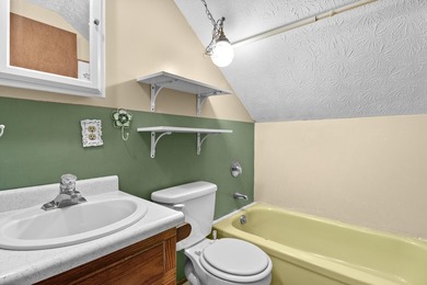 Welcome to this charming 3-bedroom, 2-bath cottage-style home - photo 26