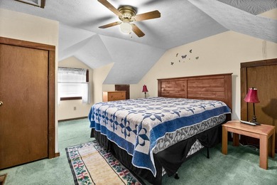 Welcome to this charming 3-bedroom, 2-bath cottage-style home - photo 27