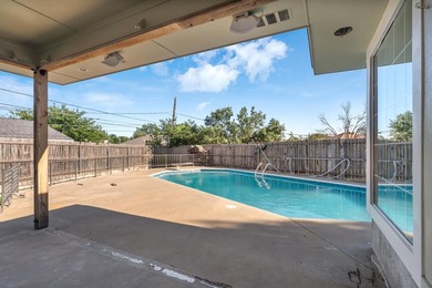 Updated 3-bed, 2-bath home on cul-de-sac with 2 living areas - photo 27