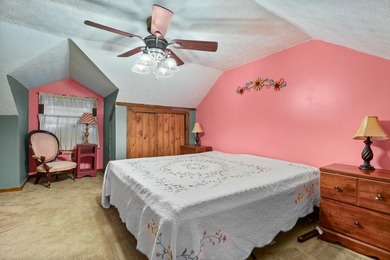 Welcome to this charming 3-bedroom, 2-bath cottage-style home - photo 29