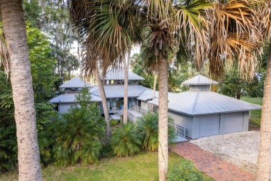 Lake Home For Sale in Melrose, Florida